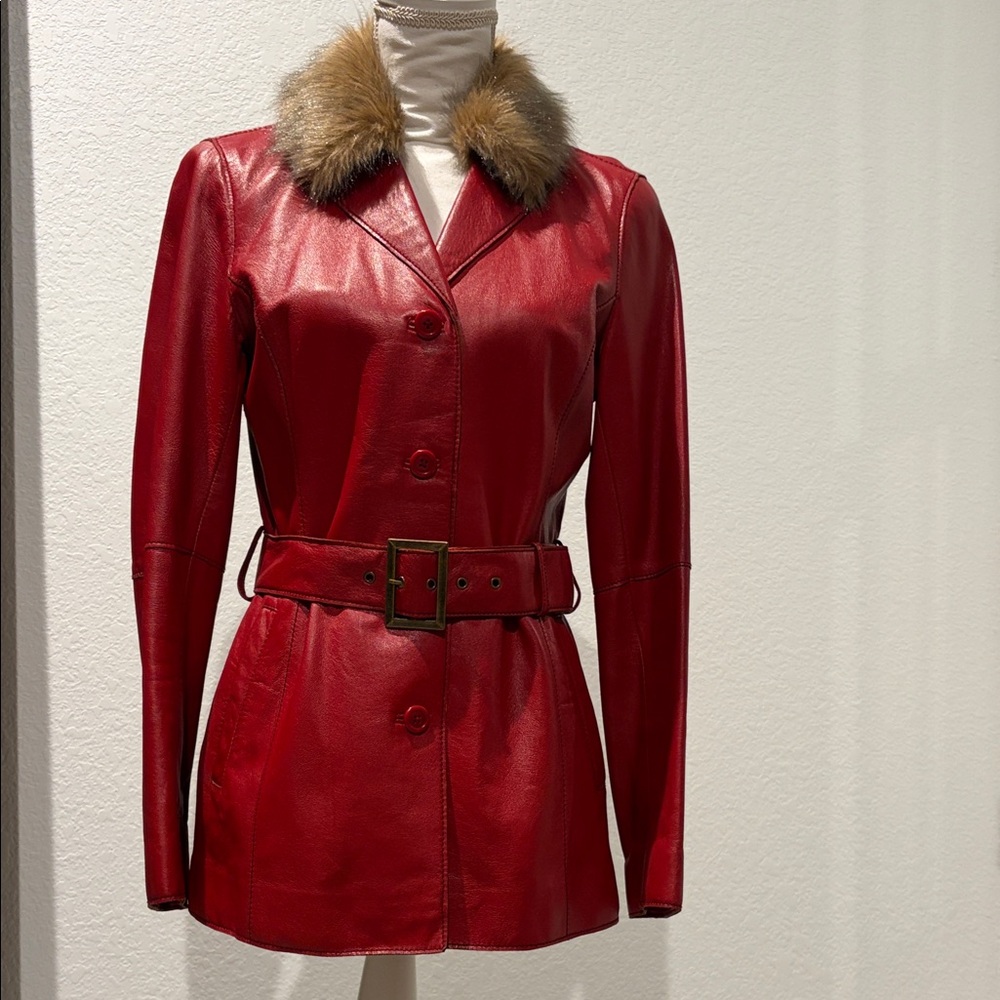Elegant Red Leather Jacket with Fur Collar